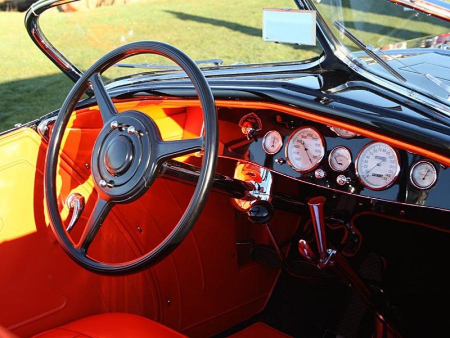  Duesenberg J437/2450 Tapertail Speedster SWB by Weymann 1930 года  (фото 2 из 3)